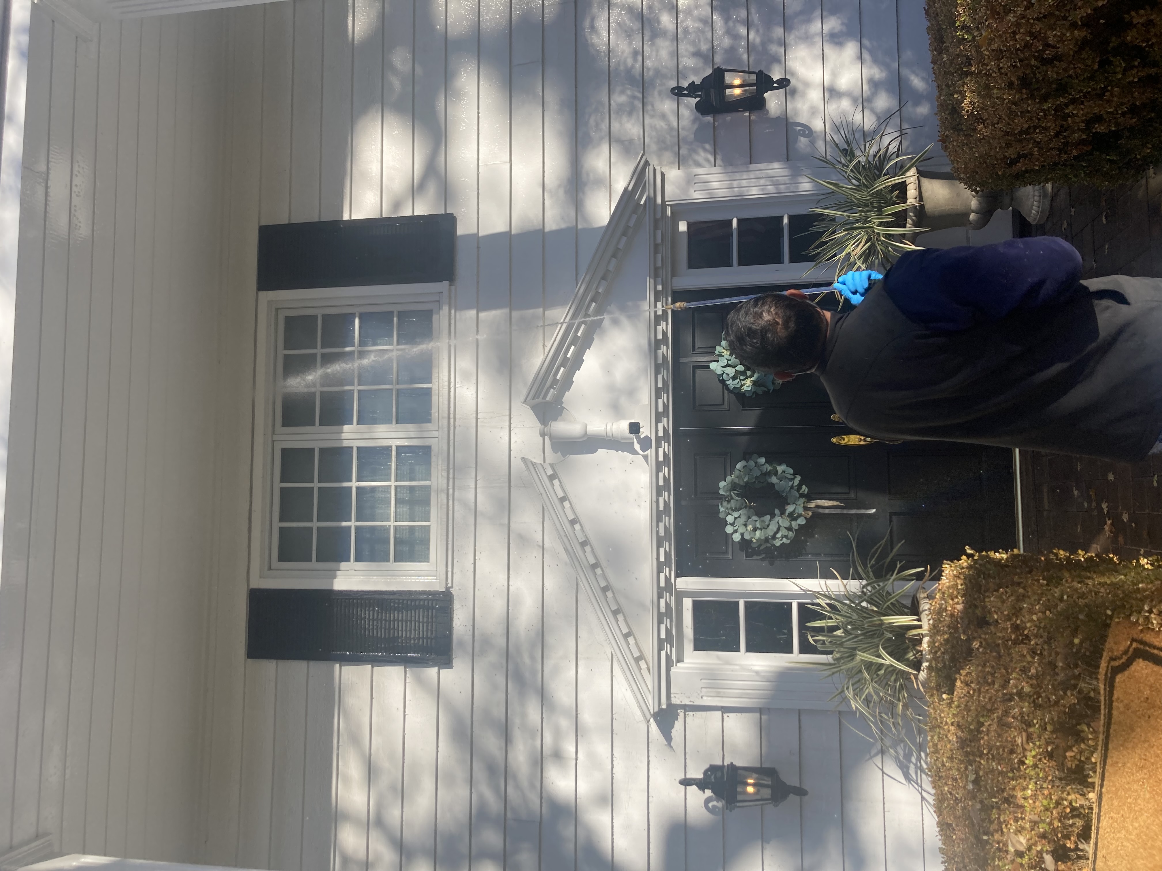 Exterior House Wash and Window Cleaning in Saratoga, CA
