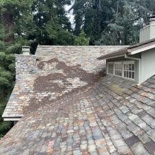 Roof-Cleaning-and-Gutter-Cleaning-Service-in-Saratoga-CA 2